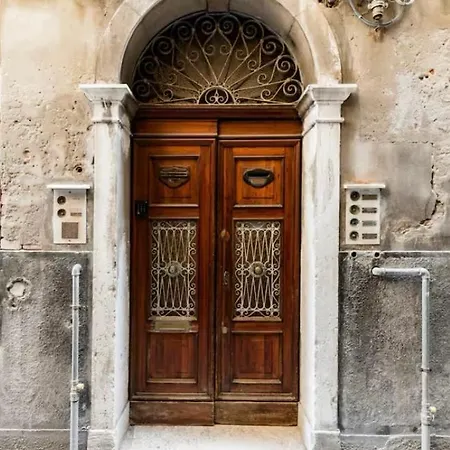 Apartment Rialto Terrace On The Grand Canal Venice