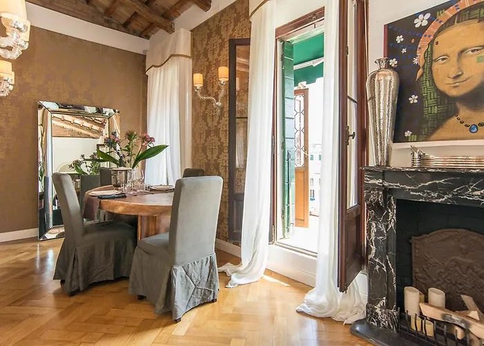 Rialto Terrace On The Grand Canal Venedig