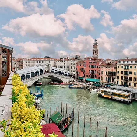 Rialto Terrace On The Grand Canal Lägenhet Venedig